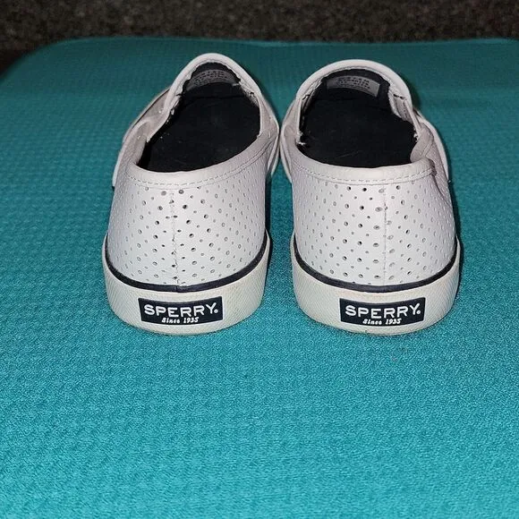 Sperry Pier Side White Perforated Leather Low Slip-On Memory Foam Shoes Size 7.5