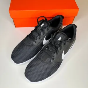 Spikeless Nike Gold Shoes Roshe G Black White New.