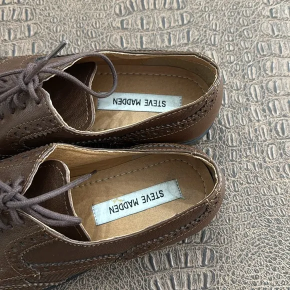 Steve Madden Men’s Brown Leather Wingtip Oxford Shoes Size 8.5