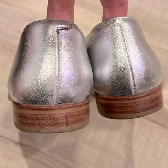 Talbots Leighton Kiltie loafers - pebbled silver leather tassel size 7.5