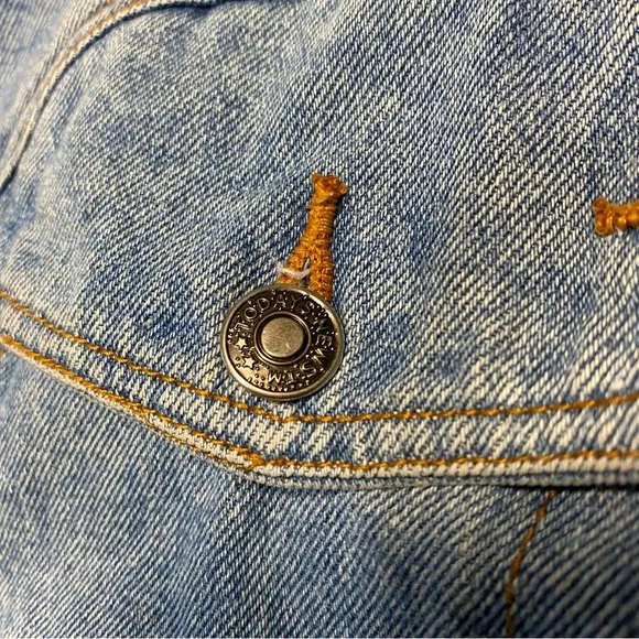 Today’s News 😍 Vintage Hooded Jean Jacket Unique Details Round Pocket XL Denim