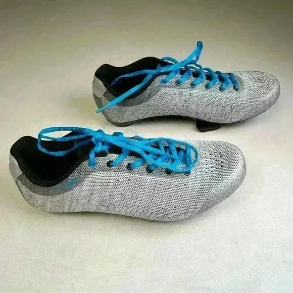 Tommaso Pista Stylish Women's Cycling Shoes, Sz 9 brand new with cleats