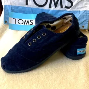 Toms Youth Shoes Size 6