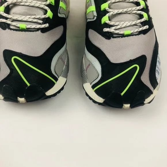 Torsion TRDC Lace Up Sneakers 9