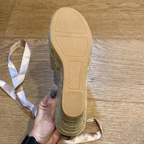 Tory Burch shoes size 7.5