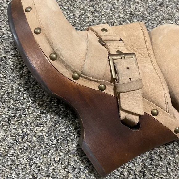 Ugg Clogs Sz 6 Leather Boho Natalee Studded Wedge Light Brown 1001315 Tan Wood