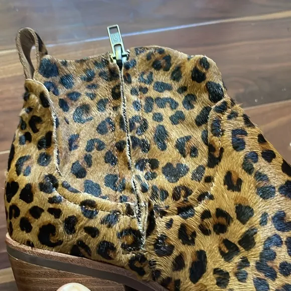 UGG Kingsburg Leopard Calf Hair Western Boots, Size 9.5 M