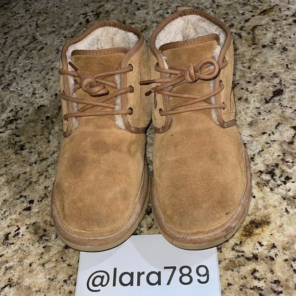UGG Neumel