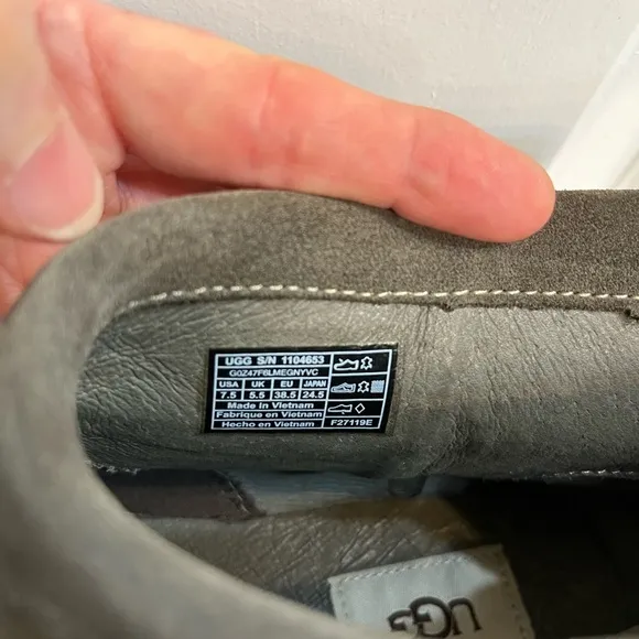 UGG Varney Bootie 7.5