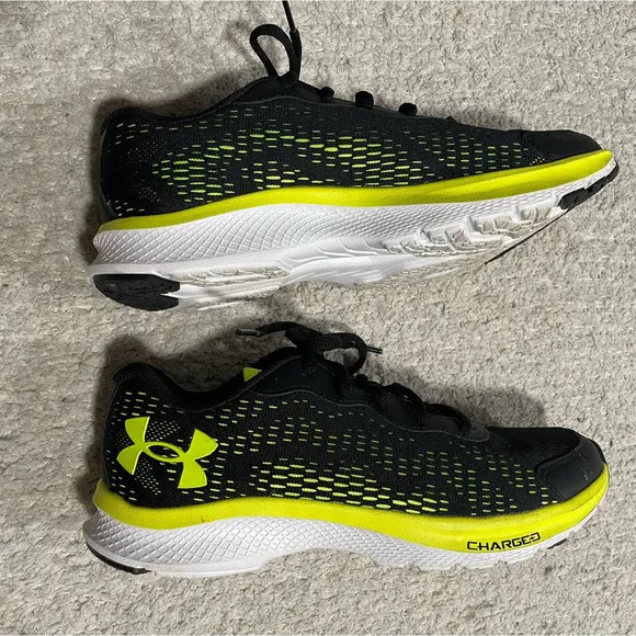 Under Armour EU 38.5 Womens 8 Kids 6Y Charged Escape Running Shoe Sneakers Black