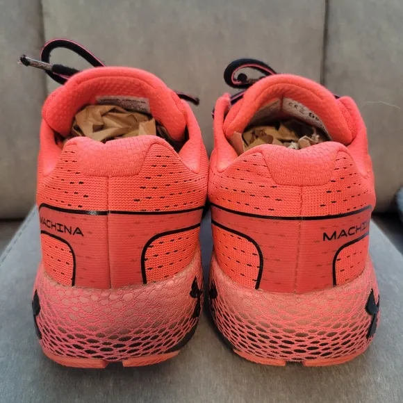 Under Armour Men's Machina Orange Running Shoes Size 9