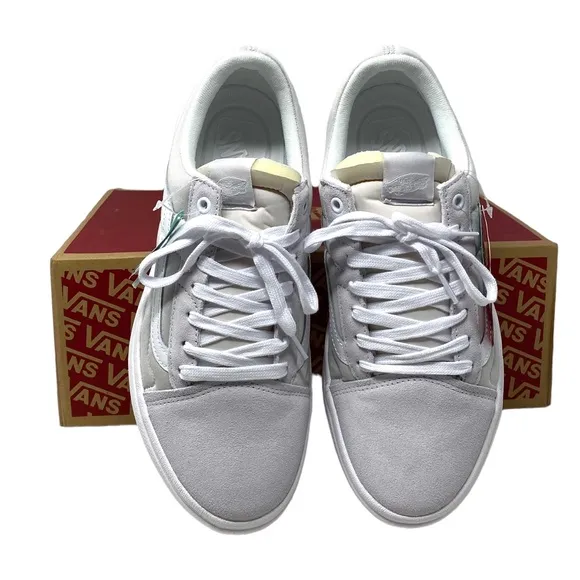 VANS Old Skool Overt CC Platform Shoes White Suede Canvas Women Low VN0A7Q5ELGX