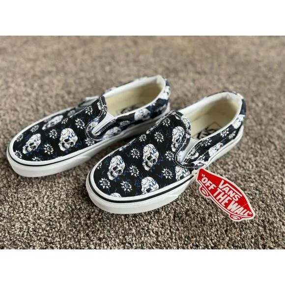 Vans Slip On Flash Skulls Black Blue Flame White  Size US Mens 3.5 Womens 5