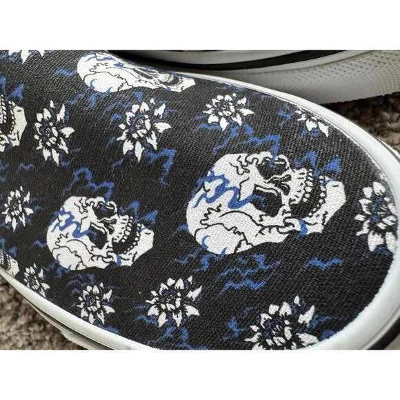 Vans Slip On Flash Skulls Black Blue Flame White  Size US Mens 3.5 Womens 5