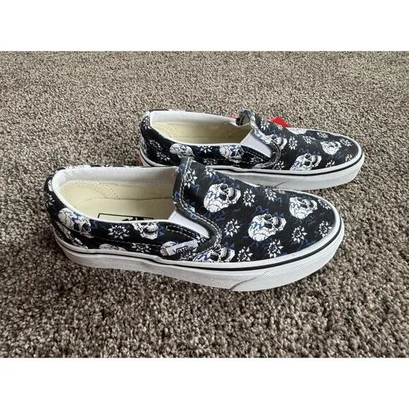 Vans Slip On Flash Skulls Black Blue Flame White  Size US Mens 3.5 Womens 5