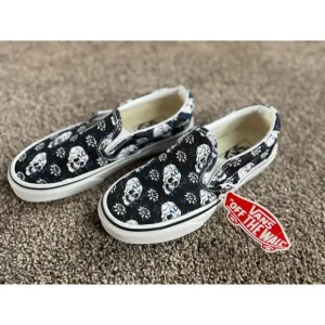 Vans Slip On Flash Skulls Black Blue Flame White  Size US Mens 3.5 Womens 5