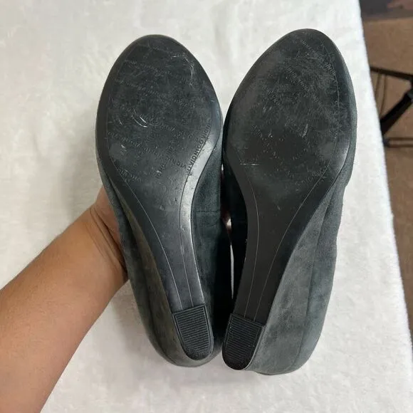 Vionic Camden Gray Nubuck Slip On Wedges Heels 6.5 Women