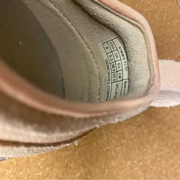 VIONIC KIMMIE PERFORATED SUEDE SLIP ON SNEAKER ROSE SIZE 8