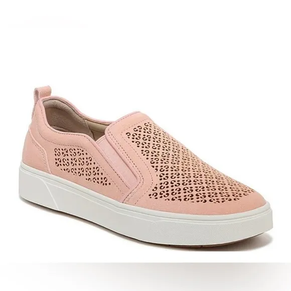 VIONIC KIMMIE PERFORATED SUEDE SLIP ON SNEAKER ROSE SIZE 8