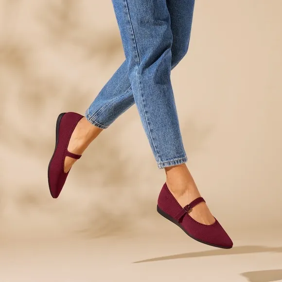 Vivaia Aria Walker Mary-Jane Lightweight Pointed-Toe “Bordeaux Red” SZ 9-9.5