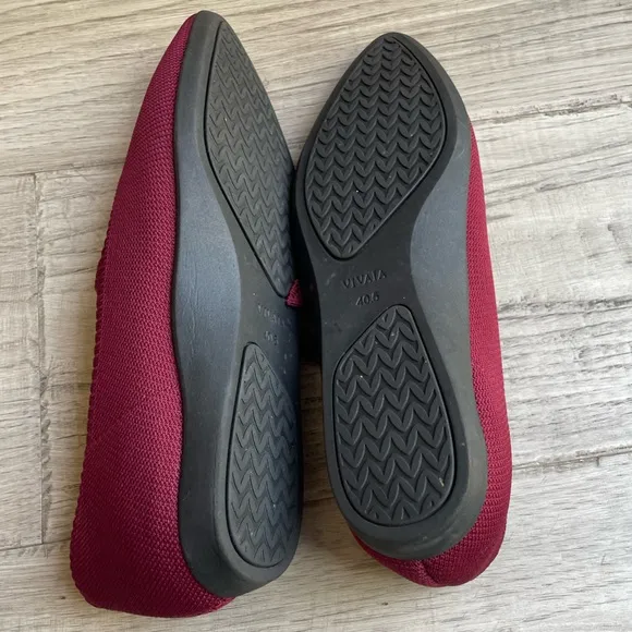 Vivaia Aria Walker Mary-Jane Lightweight Pointed-Toe “Bordeaux Red” SZ 9-9.5