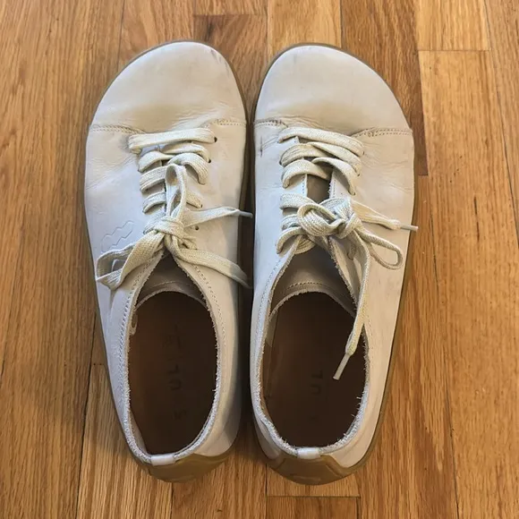 Vivobarefoot sz EU 43 beige leather comfort shoes good pre owned see photos