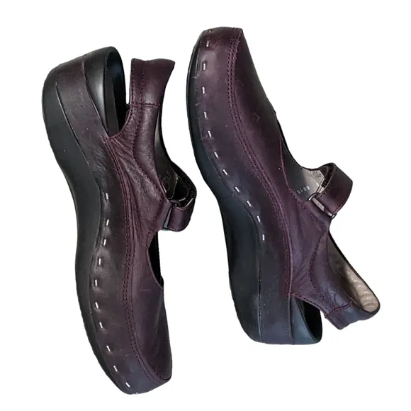 Wolky Women's Strap Cloggy leather mule size 40/9