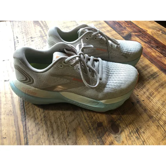 Women's Brooks Glycerin 21 Running Shoes Size 7.5 wide Beige Blue