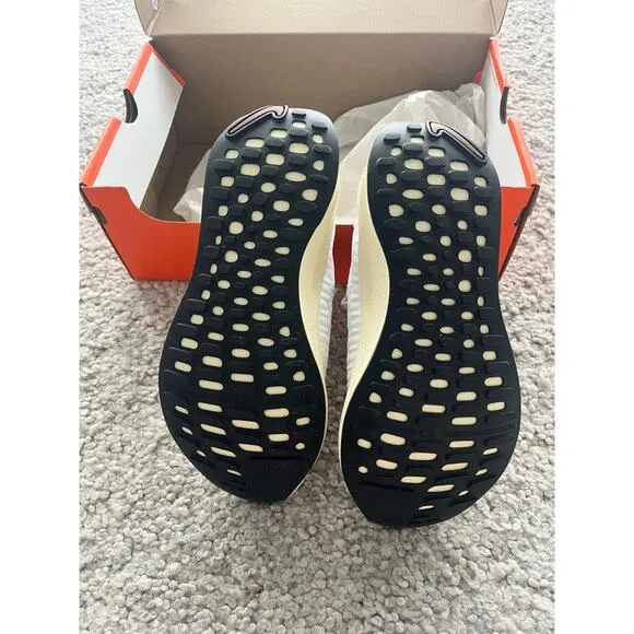 Women's Nike ReactX Infinity Run 4, Size 8, White NWT
