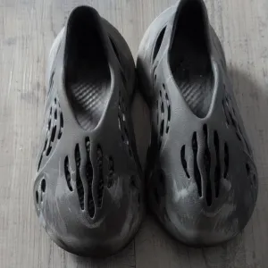 Yeezy Gray Slip-On Foam Runner Shoes